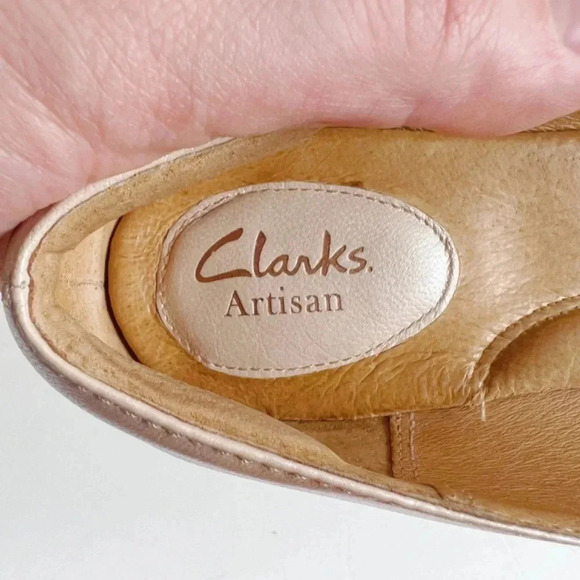 Clarks Women's Aldea Palm Champagne Leather Flower Ballet Flats Size 10 - Picture 5 of 11